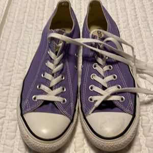Converse shoe